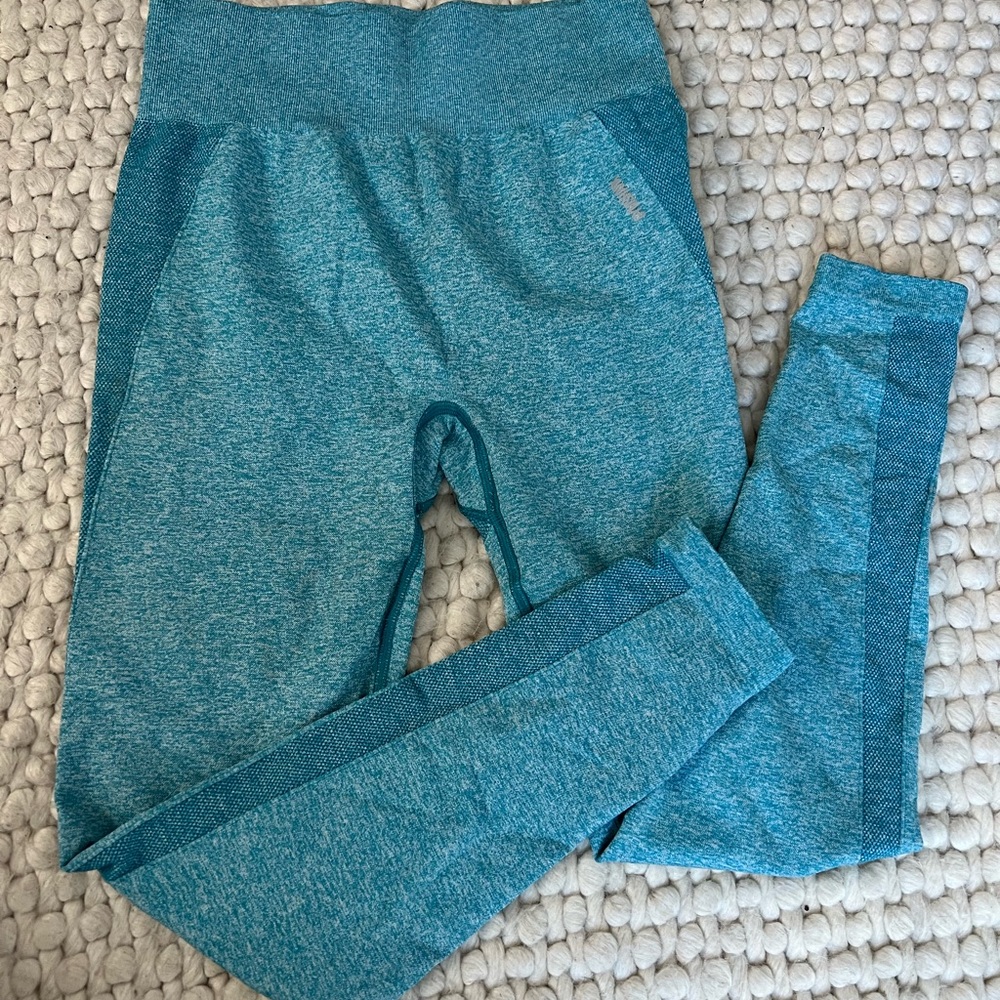 Gymshark set - Large - Blue (top and bottom)